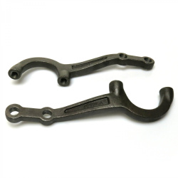 1928 - 1934 Cast Black Steering Arm Set (1 Pair)